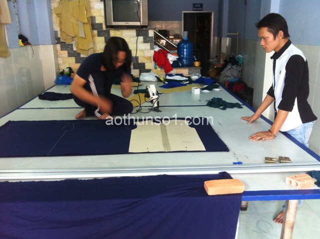 Khu cắt vải - áo Thun Asia - Công Ty TNHH May Thời Trang Asia